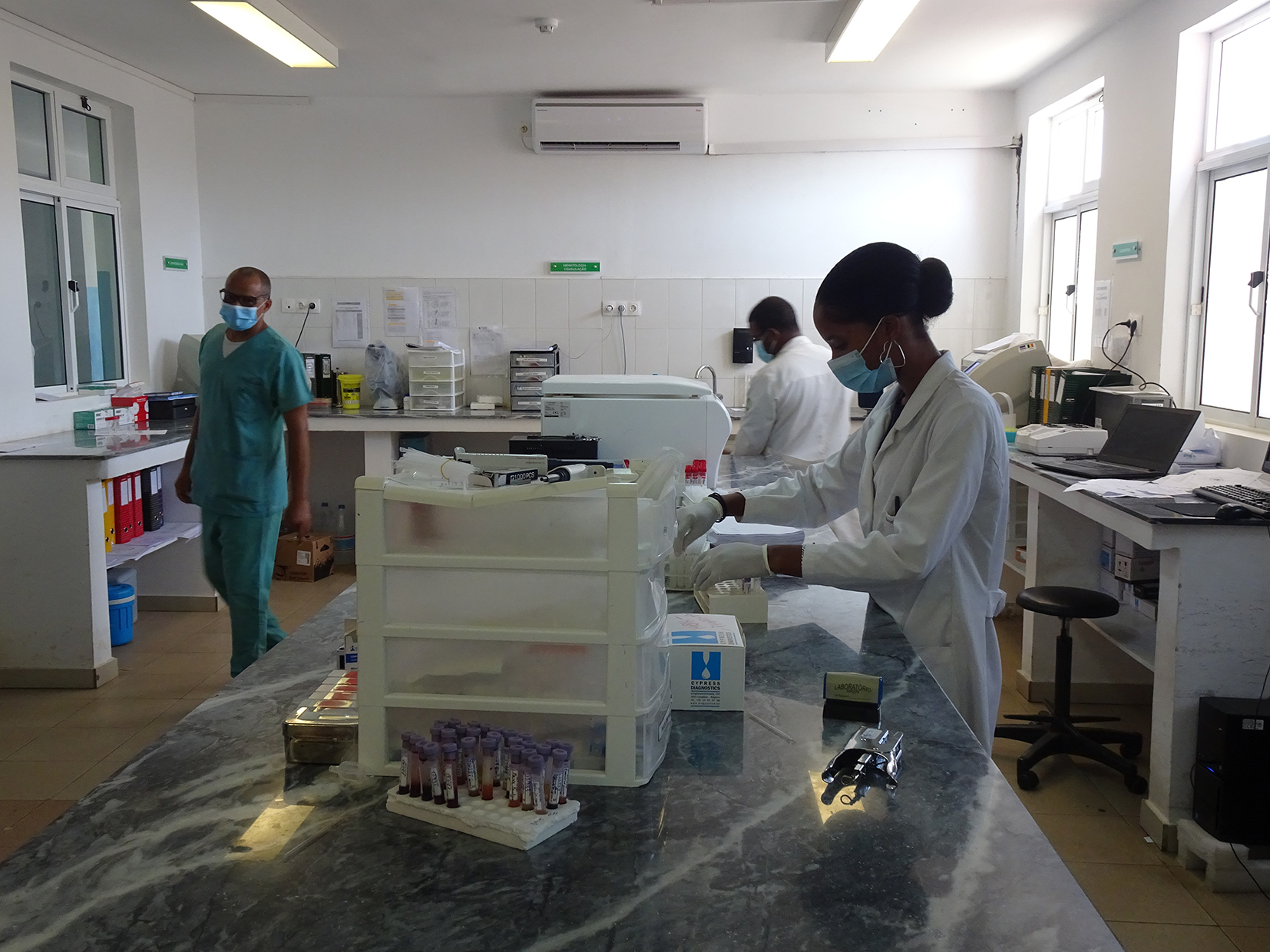 Follow up mission of the equipment installation of the UPGRADE OF CAPE VERDE MEDICAL DIAGNOSTIC (UVCMD)